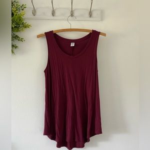 Old Navy maroon tank top size small.